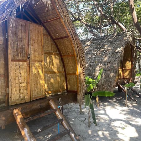 Rafikis Retreat Hostel Derm Tkov Village Buitenkant foto